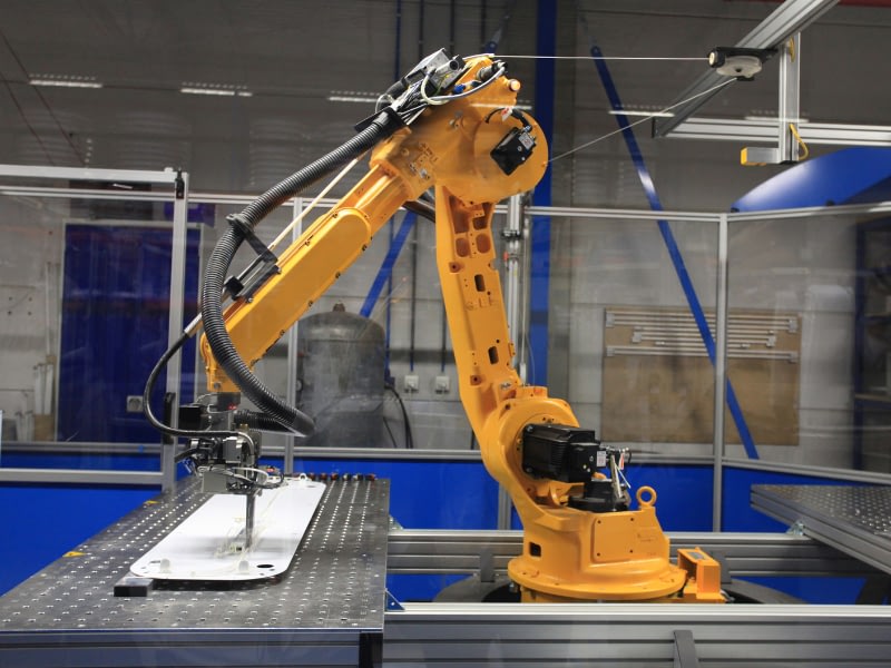 Robotics and MRO